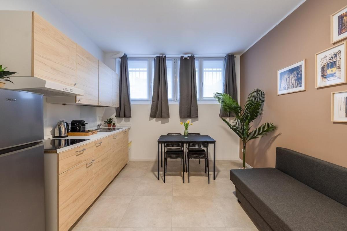 Apartamento Authentic Private Flat 2 Min From Navigli Milán Exterior foto